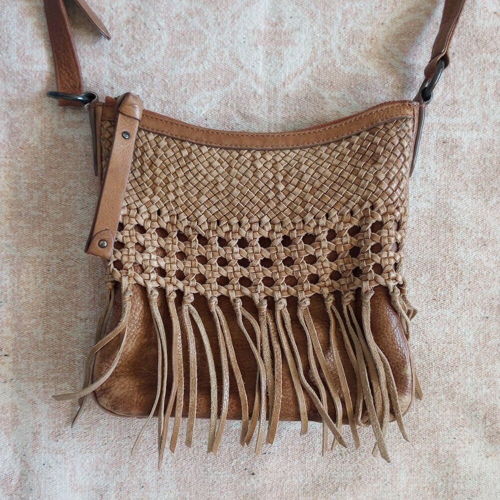 Frye Melissa Woven Swing Pack Leather Fringe Crossbody Bag Tan Western Boho